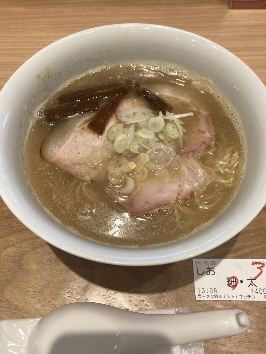 nanno_masa's tweet photo. 色んな魚介味がシンクロした、素敵な塩ラーメンでした🍜 #ラーメン #塩中華蕎麦 #ooimachiwaka1 #所沢サクラタウン #RW_Kitchen #ramenwalker https://t.co/XsekPjOoN5