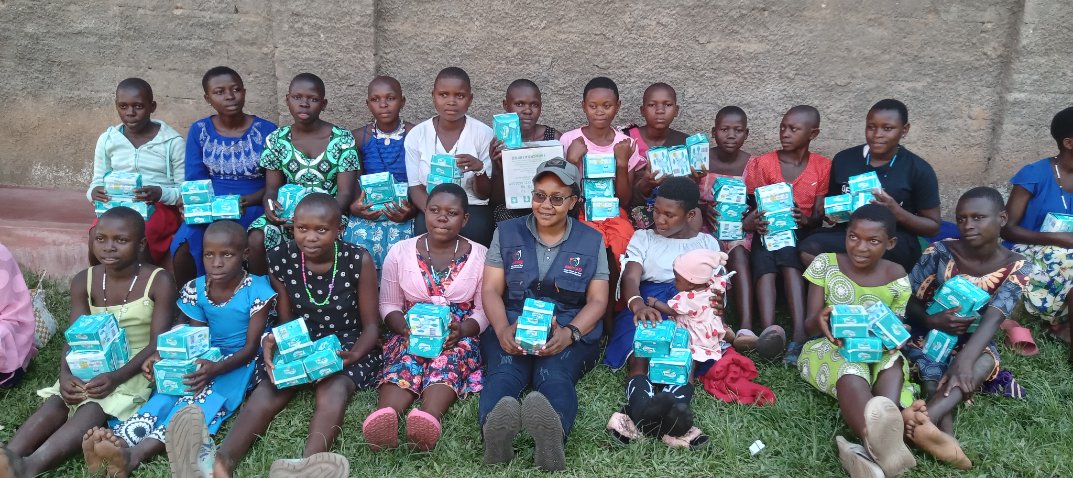 1005kgr's tweet image. Foundation for Urban and Rural Advancement -@FURA in Partnership with Western Uganda Humanitarian Yesterday(28th.May) donated food and nonfood relief items to Internally Displaced people encamped in Bwitho in Kyalhumba sub-county, Kasese District.

#FURA
#KGRupdates