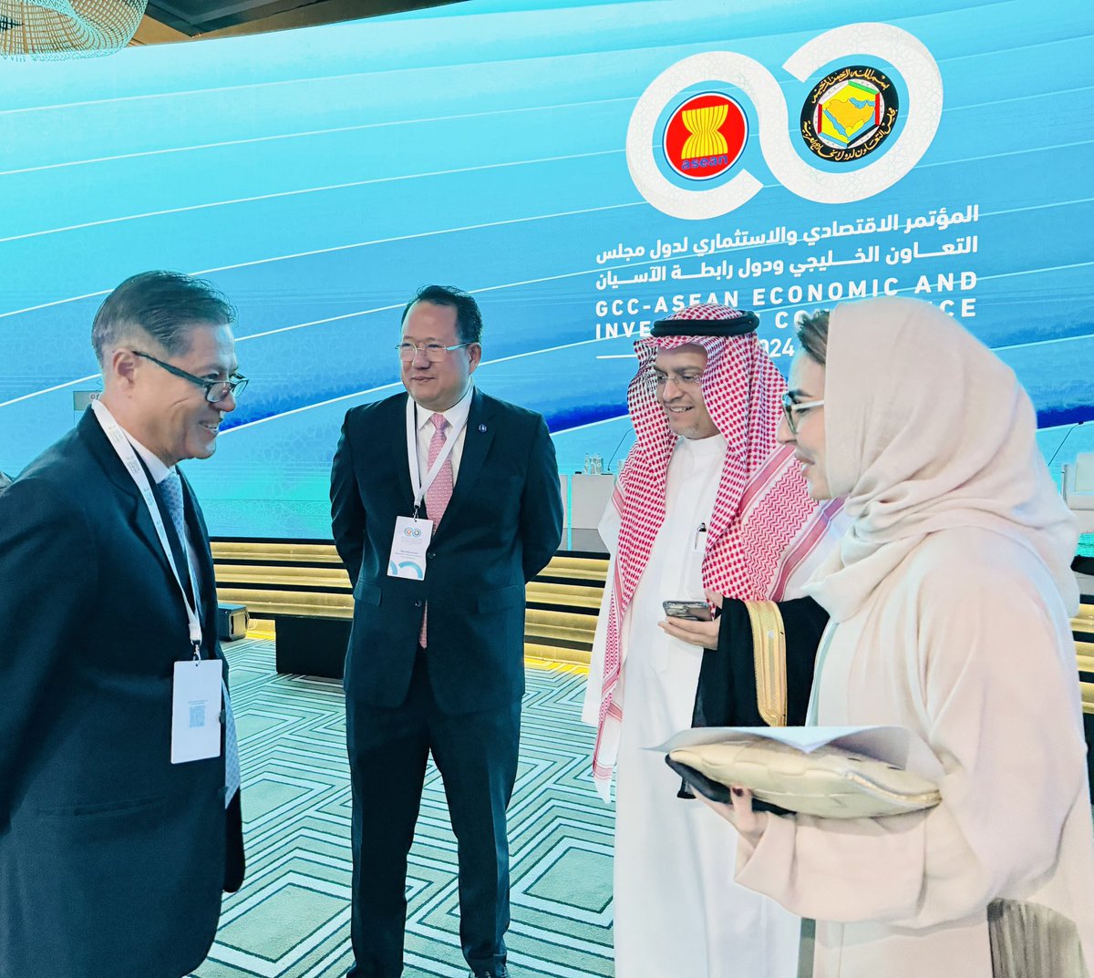 Special Envoy of FM attended ASEAN-GCC Business & Investment Forum in Riyadh to give opening remarks, participate in Ministerial Panel Discussion, and hold bilateral talks with Saudi Minister of Investment. He emphasized on strong economic partnership between Thailand and Saudi