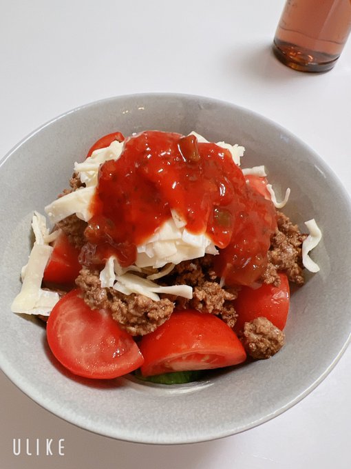 タコライス丼の季節ですね 