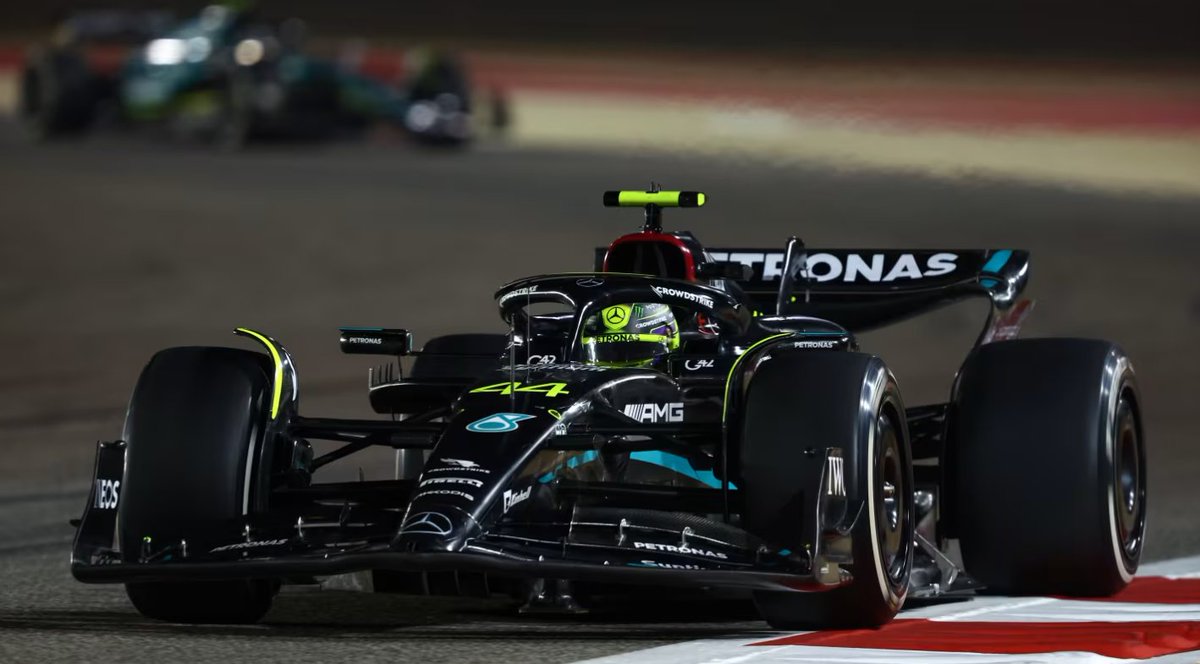 A few years earlier, Cruise had befriended F1 world champion Lewis Hamilton, who was a fan of the original film. Cruise offered him the role in this film as a fighter pilot but Hamilton couldn’t do it due to commitments with the F1 calendar.

31/46