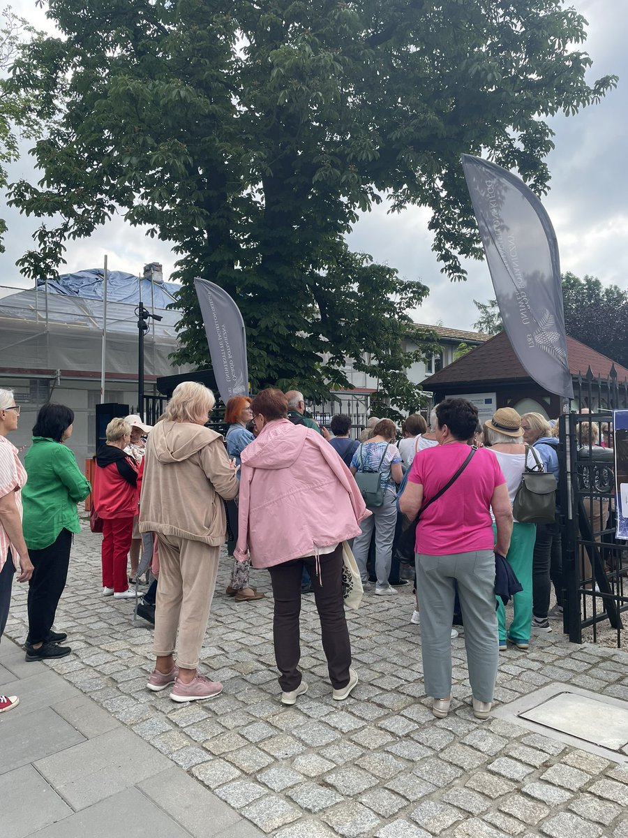 Hoy representando a <a href="/UCMccinf/">Facultad Ciencias Información</a> en Cracovia en el evento final <a href="/Erasmus_Project/">Erasmus+ Projects</a> #mayores  #bienestar <a href="/jars_roman/">José A. Ruiz San Román</a> <a href="/OficinaRI_UCM/">UCM Global</a>