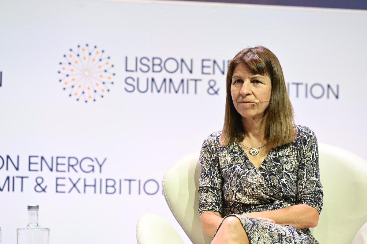 Session 10 in the Strategic Conference: Smart cities: Data, planning, building.

#LESummit #energy #hydrogen #decarbonisation #lng #energydata