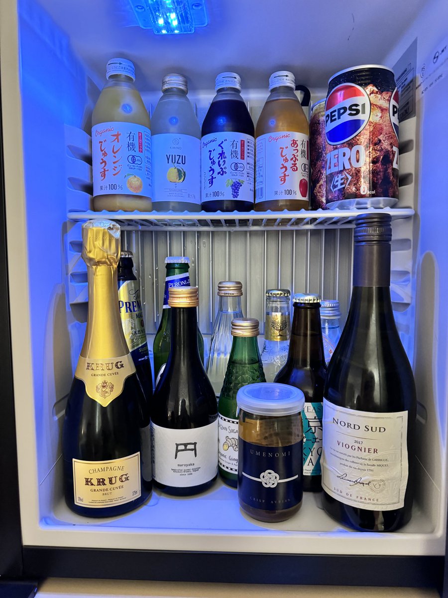 ROLEMES2022's tweet image. 東京エディション虎ノ門やっと行けました✨
隈研吾設計
#東京エディション虎ノ門