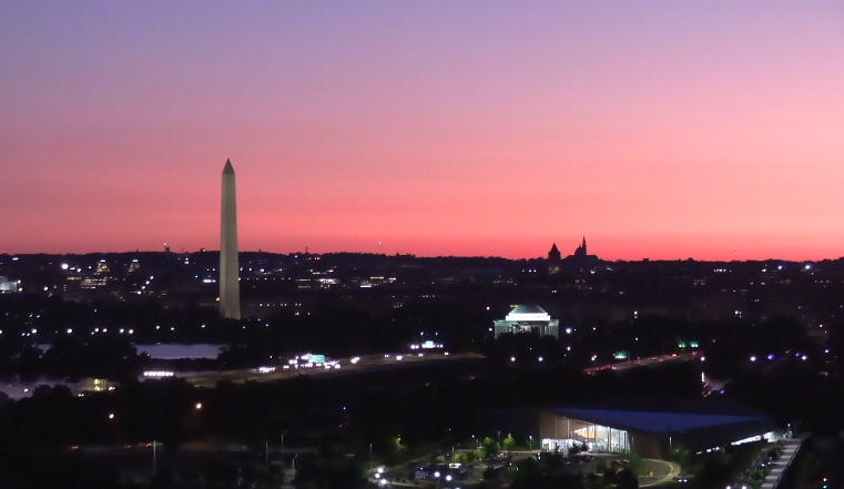 A cool, clear and beautiful start to your Wednesday. Sun came up at 5:46! Don't let this sunny start fool you. There's an 80% chance of rain and thunderstorms impacting your afternoon. Rain expected to reach Metro DC between 2-4pm and last into early evening. @nbcwashington