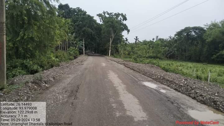 biswajitphukan's tweet photo. নিৰ্মীয়মান উৰিয়ামঘাট ধনতোলা চিলনিজান পথ। 
Himanta Biswa Sarma https://t.co/X8KfWqsmQZ