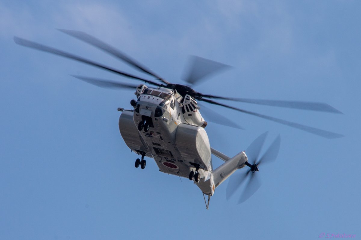 Tga380800's tweet photo. 過去の写真をポスト…
・海上自衛隊 MH-53E
#NKM #名古屋空港 #県営名古屋空港 #小牧空港
#JapanMaritimeSelfDefenseForce #海上自衛隊
#MH53
#飛行機好きな人と繋がりたい #飛行機好きな人 #飛行機写真 https://t.co/dHtLmaY4Xt