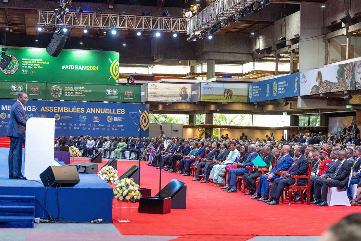 WilliamsRuto's tweet photo. It is urgent that African integration be deepened to spur increased intra-continental trade. This intervention will accelerate economic growth and generate more productive jobs for millions of our young people.

At the Kenyatta International Convention Centre, Nairobi, for the African Development Bank Group and Africa Development Fund Annual Meetings.

Joined by Presidents @PaulKagame (Rwanda), @edmnangagwa (Zimbabwe), Mohamed al-Menfi (Libya) and @HassanSMohamud (Somalia), among other leaders.