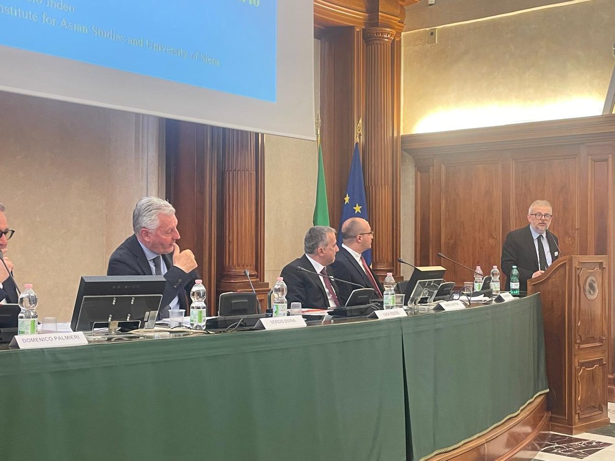 The event titled 'Bilateral relations between Italy, the EU, and Azerbaijan: Energy security and foreign policy' is being held at the building of the Italian Senate. Strategic partnership between 🇦🇿 & 🇮🇹, as well as Azerbaijan's contributions to 🇪🇺's energy security top the
