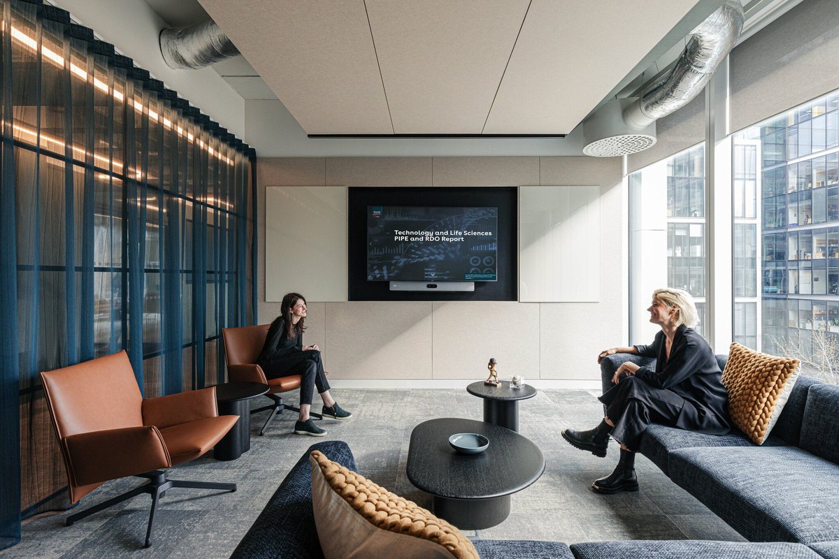 Discover how Wilson Sonsini’s new London office underscores the firm’s commitment to innovation and sustainability: hubs.la/Q02yN0rl0

#Workplace #OfficeDesign #WorkplaceCulture