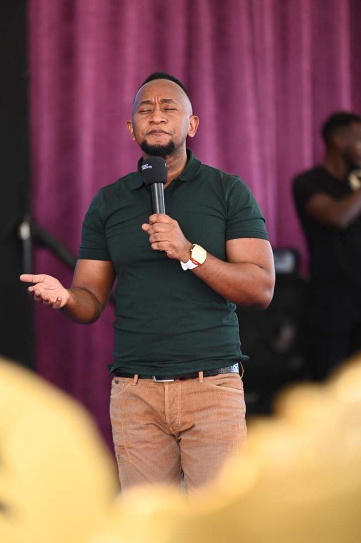 If the Lord is our determinant,its blasphemous 2 fear &b intimidated, uncertain ...  boldly say, 'The Lord is my helper,  I wont fear what man can do to me'. No one can touch or influence u. No one can put you down,kill kick u out becoz the Lord is ur helper.  #ProphetElvisMbonye