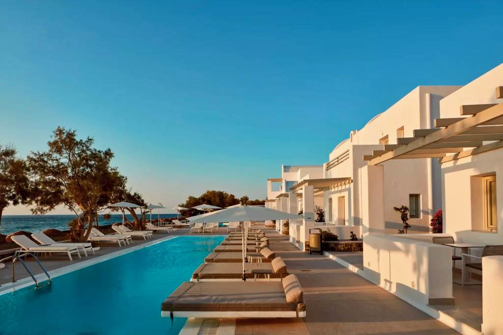 Chic Santorini Summer Sun  - 5* Costa Grand Resort &amp; Spa

💙Relax for 14 nights at the 5⭐ Costa Grand Resort &amp; Spa this July from £2,069 per person
💙Chic and modern, the Costa Grand Resort &amp; Spa certainly lives .....

 - View Further Details :: link.viewtrip.co/Mppj