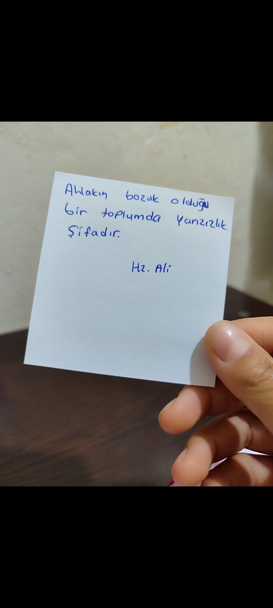 ffatma____'s tweet photo. https://t.co/kzU0NET3rP