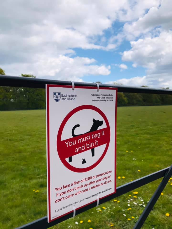 Dog fouling is always unacceptable, please pick up after your dog. 

In Dec 2020 we introduced a dog fouling public space protection order making it an offence to not clear up dog mess. Report it here: basingstoke.gov.uk/rte.aspx?id=12…