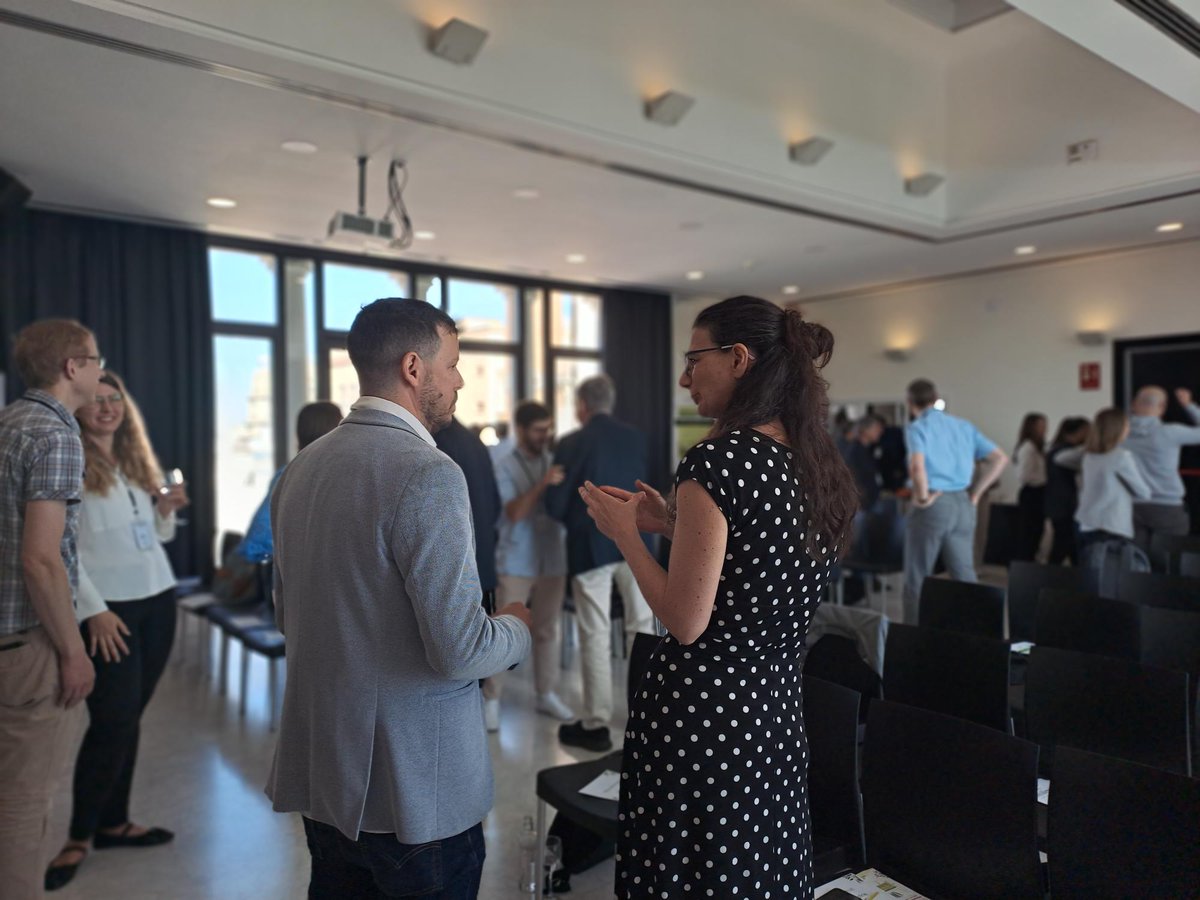 OLEAF4VALUE tweet media