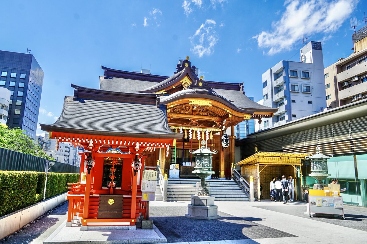 水天宮。中央区日本橋蛎殻町。安産・子授けの神様。5月5日(例大祭当日)より数量限定で授与の「水天宮金字限定御朱印」と、巳の日限定授与の「寶生辨財天縁日御朱印」を頂きました。どちらも書き置きのみ。金字御朱印は大きなクリアファイルと御饌米付きです。#御朱印 #限定御朱印