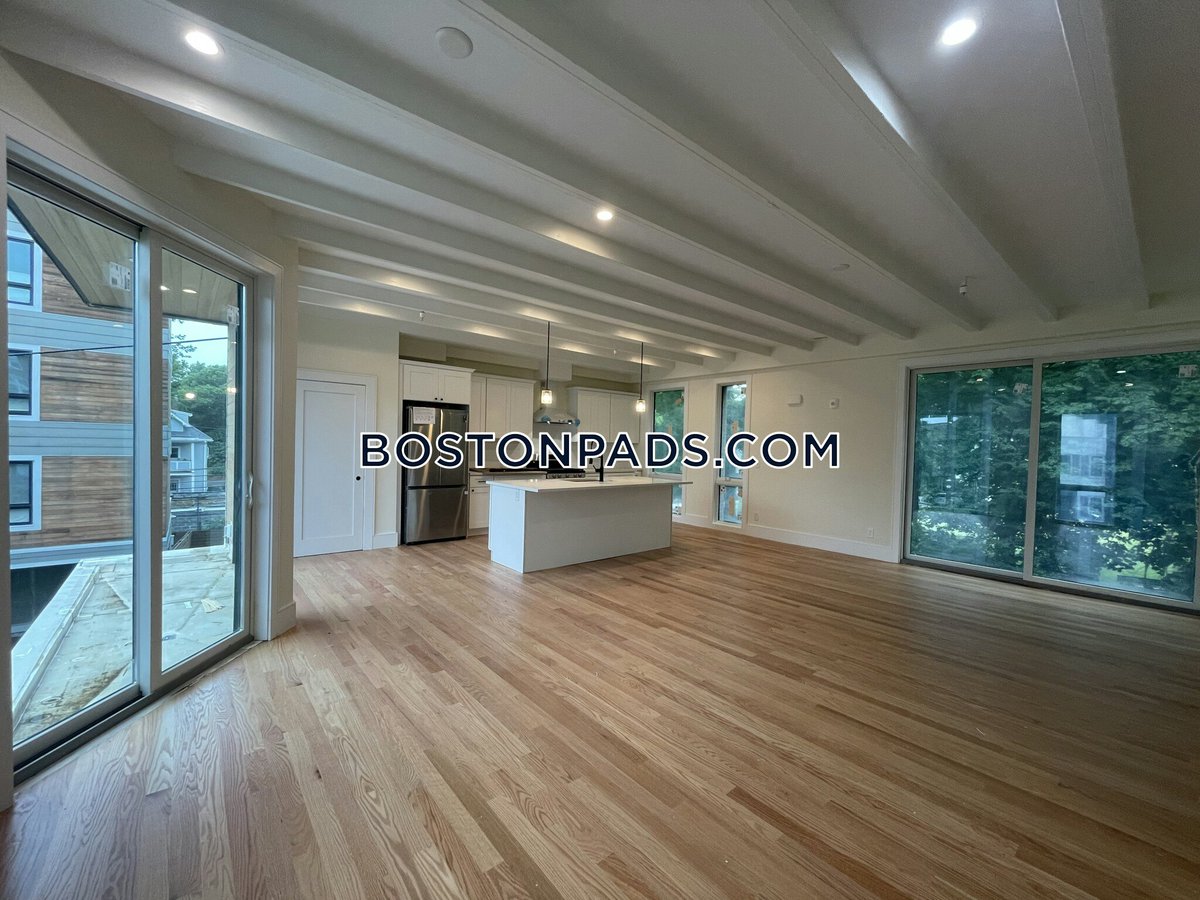 Brookline Apartment for rent 3 Bedrooms 2.5 Baths Brookline Hills - $5,500: Escape to this sun-soaked 3-bedroom retreat in Brookline, where comfort meets sophistication in every corner.… dlvr.it/T7XyR9 #brooklineapartments #brooklinerentals #apartmentsforrentinbrookline