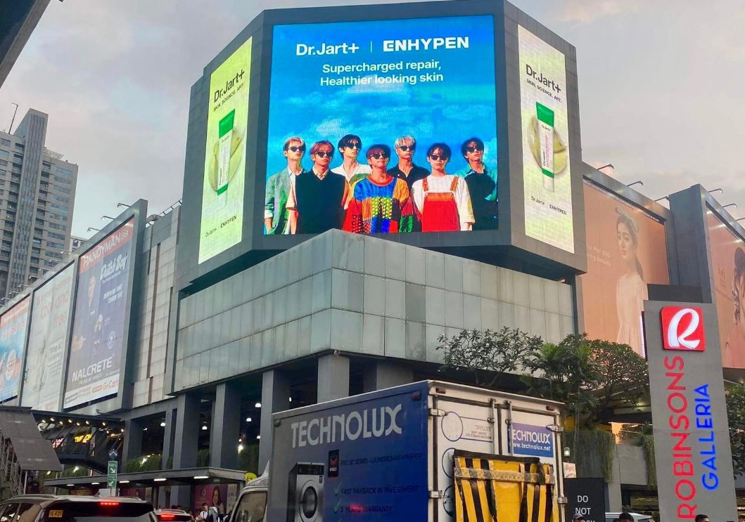 enhypen_phi's tweet photo. THIS IS ENHYPEN IN THE PHILIPPINES! 🙌🇵🇭

#ENHYPEN #엔하이픈 @ENHYPEN @ENHYPEN_members https://t.co/QaIyVd2LsU