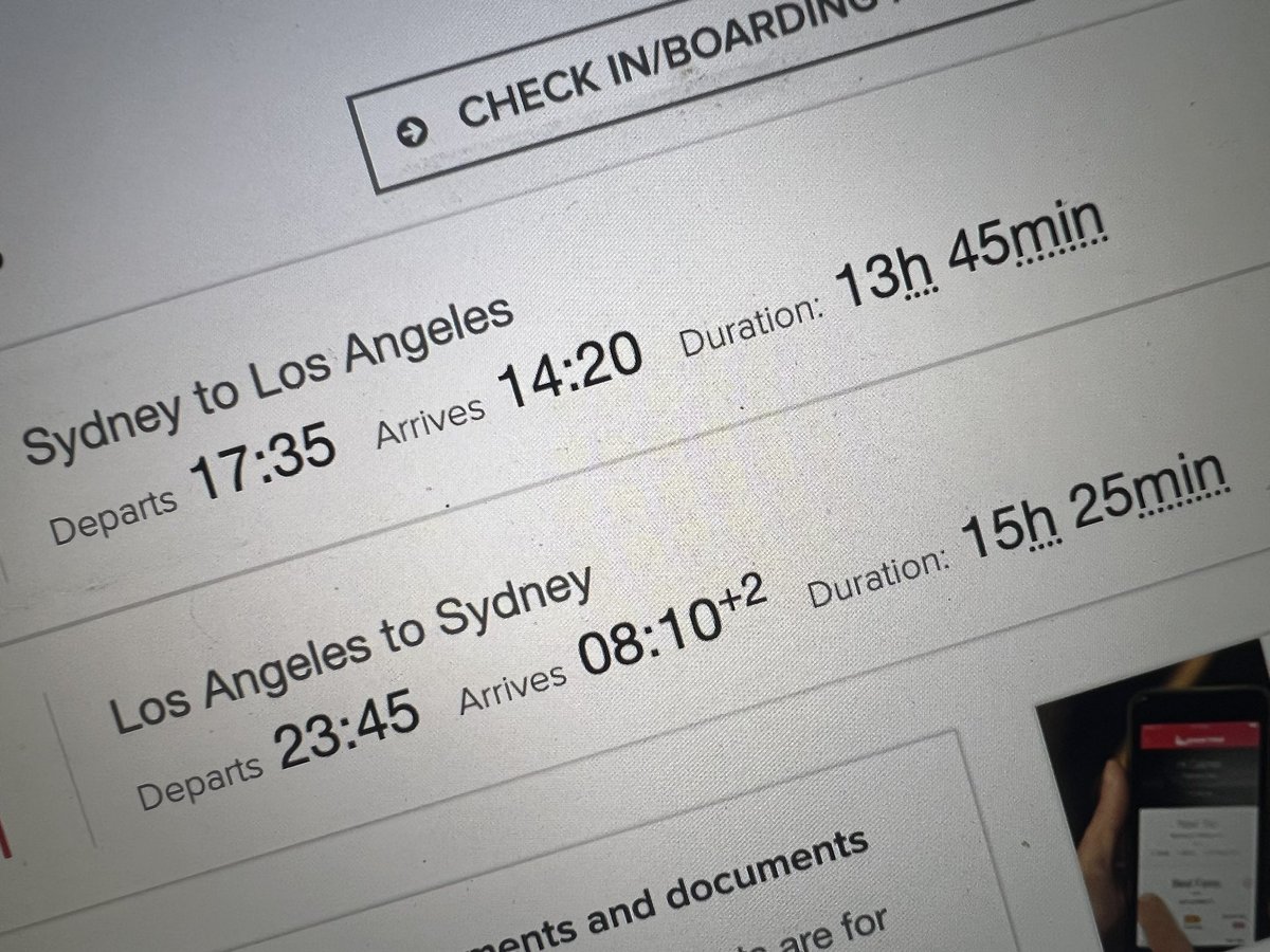 izzywarne's tweet photo. LA look out bitch ✈️🤭 https://t.co/IdjF4OhTfD