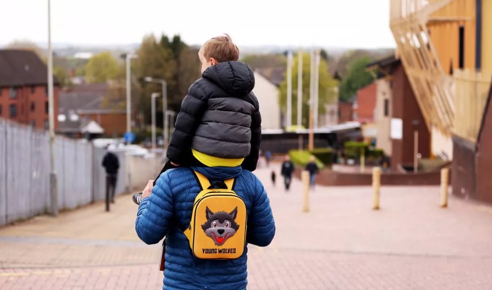 MirrorFootball's tweet image. Shortsighted Wolves should be ashamed for forcing fans to fight over season tickets

✍️|@AA_Richards 

mirror.co.uk/sport/football…