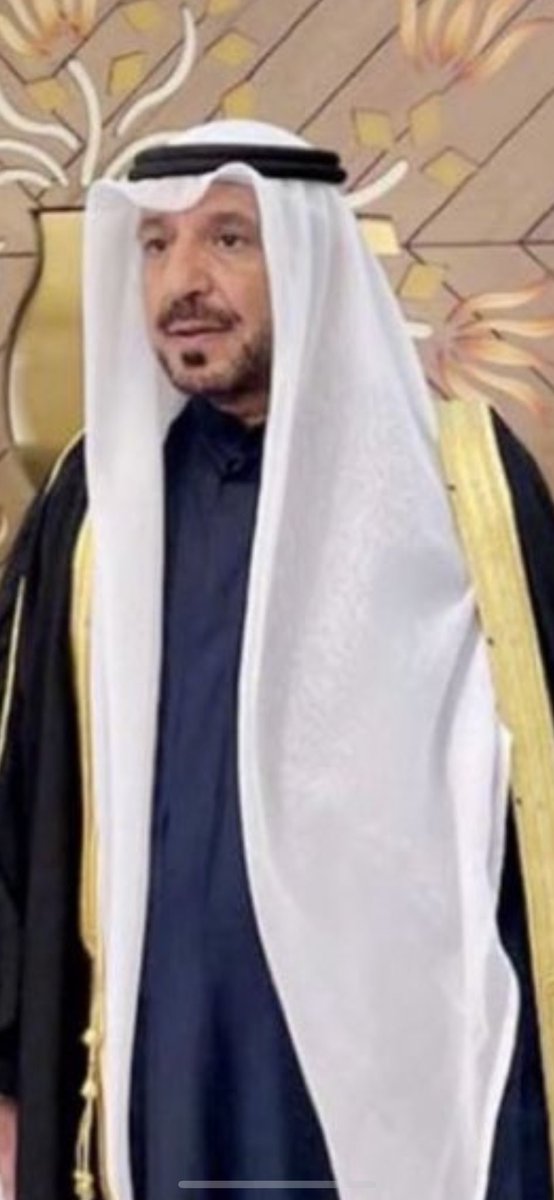 HASSANALMOSSAB's tweet photo. عملت بكل جهد واخلاص
 ووقفت مع الجميع طوال فترة30عام
رايتك بيضه وكفيت ووفيت
العم مطلق محمد النزال المعصب
مختار منطقة الفروانيه السابق https://t.co/4peMYOylgx