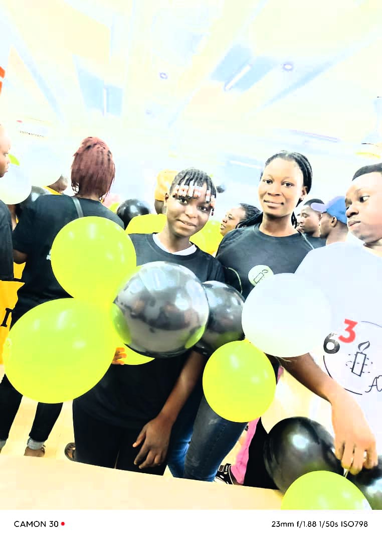 AmnestyBurkina's tweet photo. 🎂🎊#AmnestyAnniversaire à Koudougou
📆Le Mardi 28 Mai 2024,pour la célébration des 6️⃣3️⃣ ans d'existence #AmnestyInternational, l'équipe d' #AmnestyBurkina a organisé une activité à Koudougou.
🎉 Joyeux 63e anniversaire à Amnesty International
#DroitsHumains #Amnesty63ans #63Ans https://t.co/g9qHYoJrBN