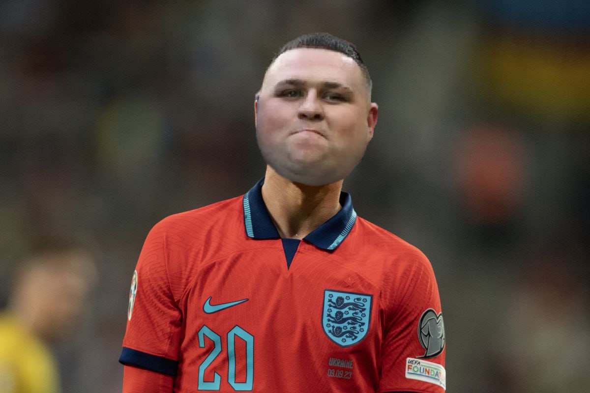 Phil Foden in Me tweet media