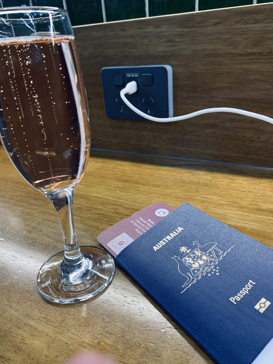 On my way and getting pumped for an exciting few days of genetics  #eshg2024