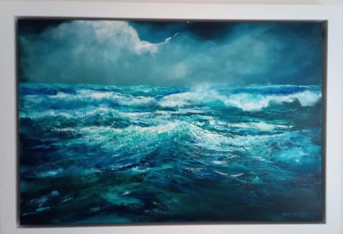 #ArtistFeature
Chester born Susan Farrington trained to paint &amp; teach whilst living in New Zealand / Australia for 25 years. She loves to paint dramatic stormy seas &amp; the high mountains of Snowdonia &amp;  Scottish Highlands. In the shop Sunday
#LedbyArtists