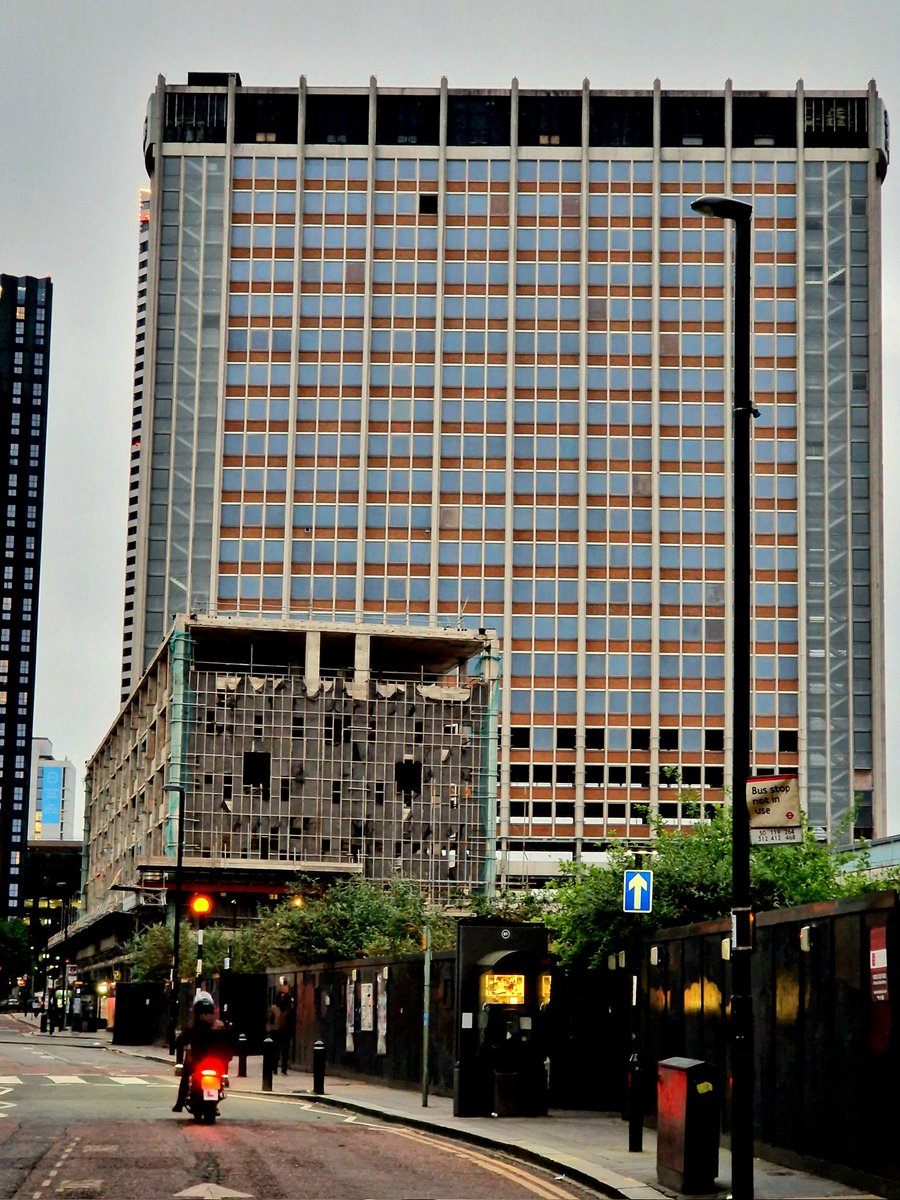 Andy Webb tweet media