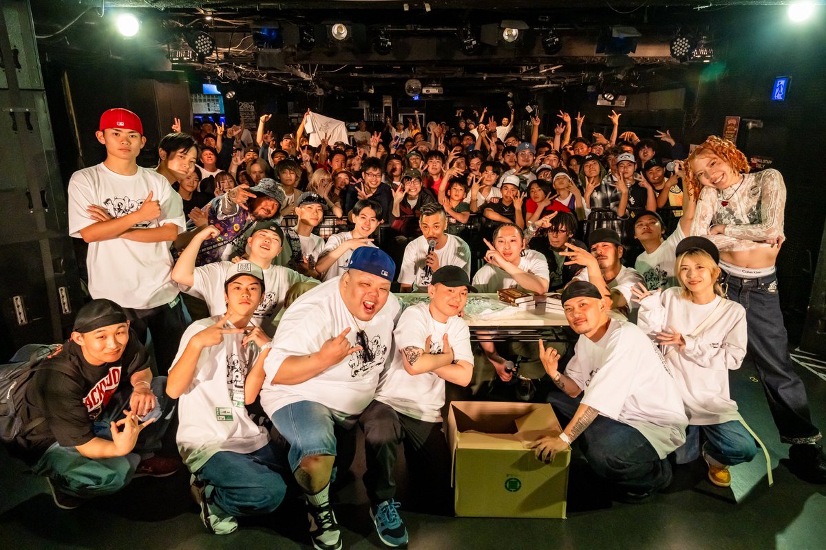 mindboi's tweet photo. チーム一二三屋
20th Anniversary🍾 https://t.co/2zUHvfcKpw