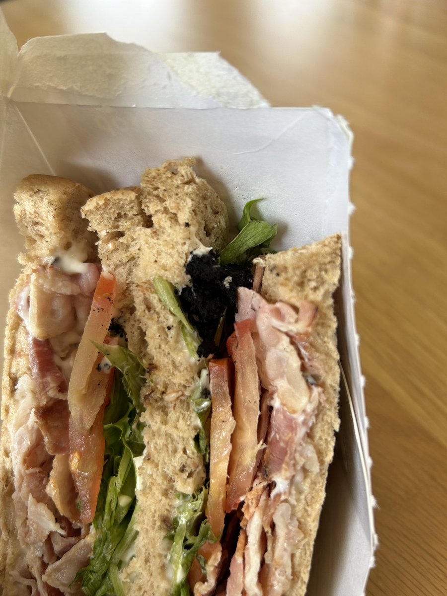 𝙇𝙪𝙘𝙮 𝙊𝙨𝙗𝙤𝙧𝙣𝙚 tweet media