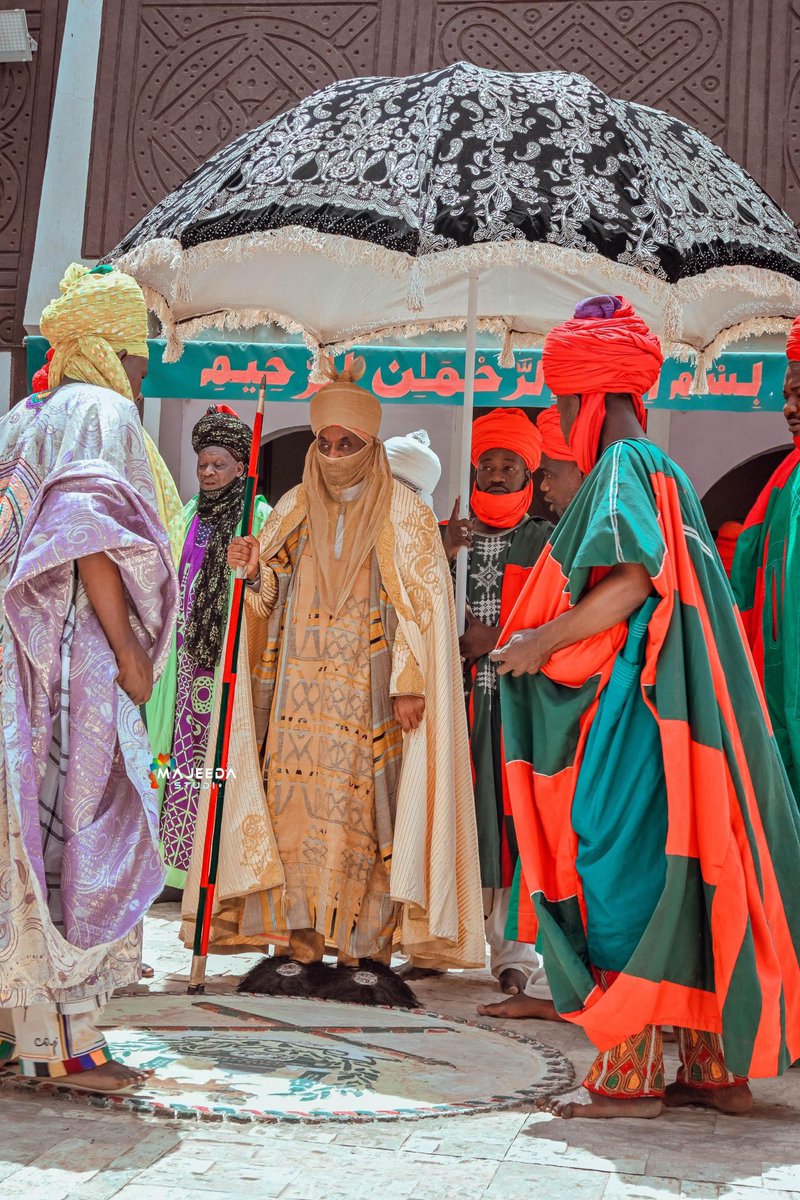 Mai Martaba Muhammadu sunusi II 👑 
Allah yakarawa Sarki lafiya ✊🏾