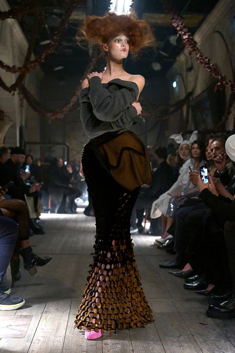 ICONIC Maggie Maurer wearing Maison Margiela Artisanal by ✨John Galliano✨ for Vogue Portugal.