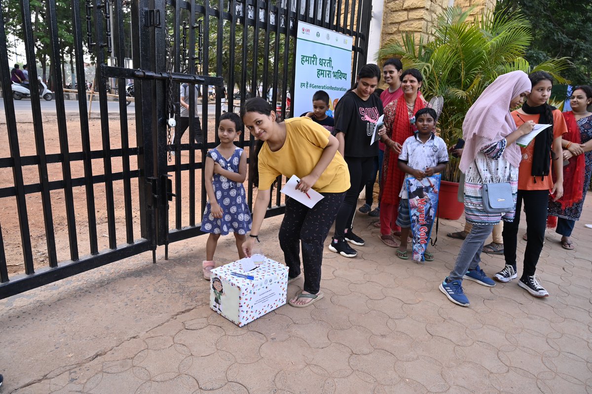 On the 4th day of our campaign for #WorldEnvironmentDay2024, organized by the Department of Forest, Environment and Climate Change, GoJ, with #JSPCB and #CEED, we witnessed remarkable public participation in Ranchi for awareness drive. @jspcbranchi @DEFCCOfficial