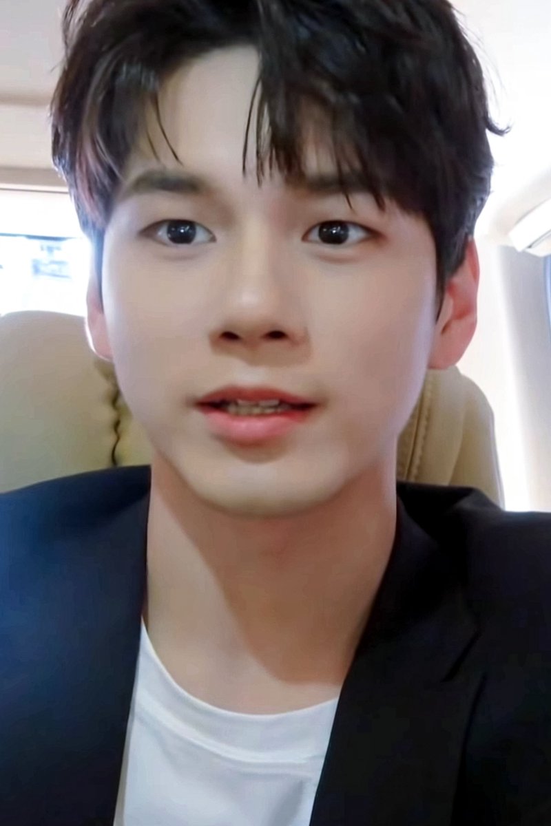 🖤😃✨️
#옹성우 #องซองอู
#ONGSEONGWU