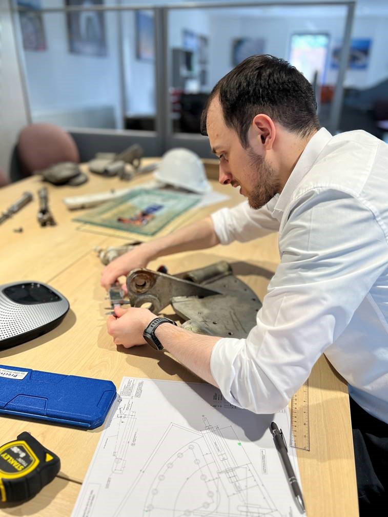 TensysDesign's tweet image. Follow our LinkedIn page to find out more about the exciting work going on at Tensys! 

Including this work with a #gradeIIlisted building! 

#lightweightengineering #engineering #tensile #tensegrity #lightweightarchitecture

linkedin.com/feed/update/ur…