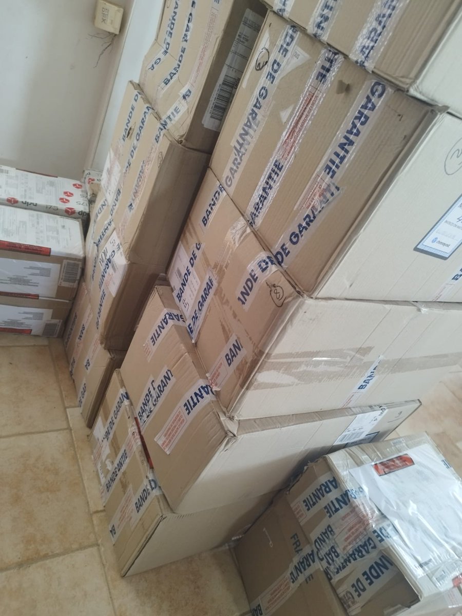 CoucouNousVoilou tweet media