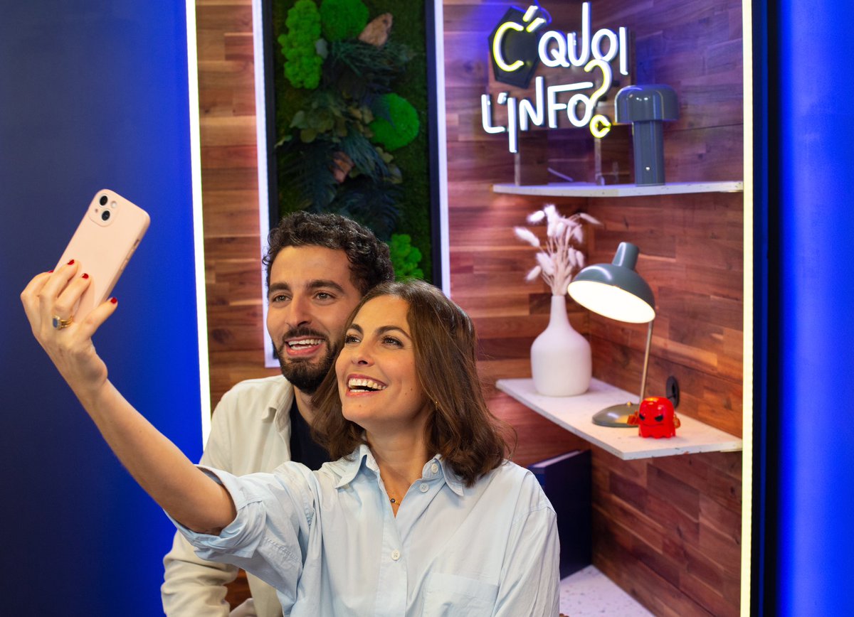 📈 #Audiences 

Record la semaine dernière pour #CQuoiLinfo, l'offre d'information <a href="/Francetele/">France Télévisions</a> <a href="/franceinfo/">franceinfo</a> pour les 12-18 ans :

👉  3,2M de vidéos vues, toutes plateformes confondues

🙏 Merci pour votre fidélité !

@NacerBoubekeur <a href="/camilledahan/">Camille Dahan</a> <a href="/mariannetheo/">Marianne Théoleyre</a>