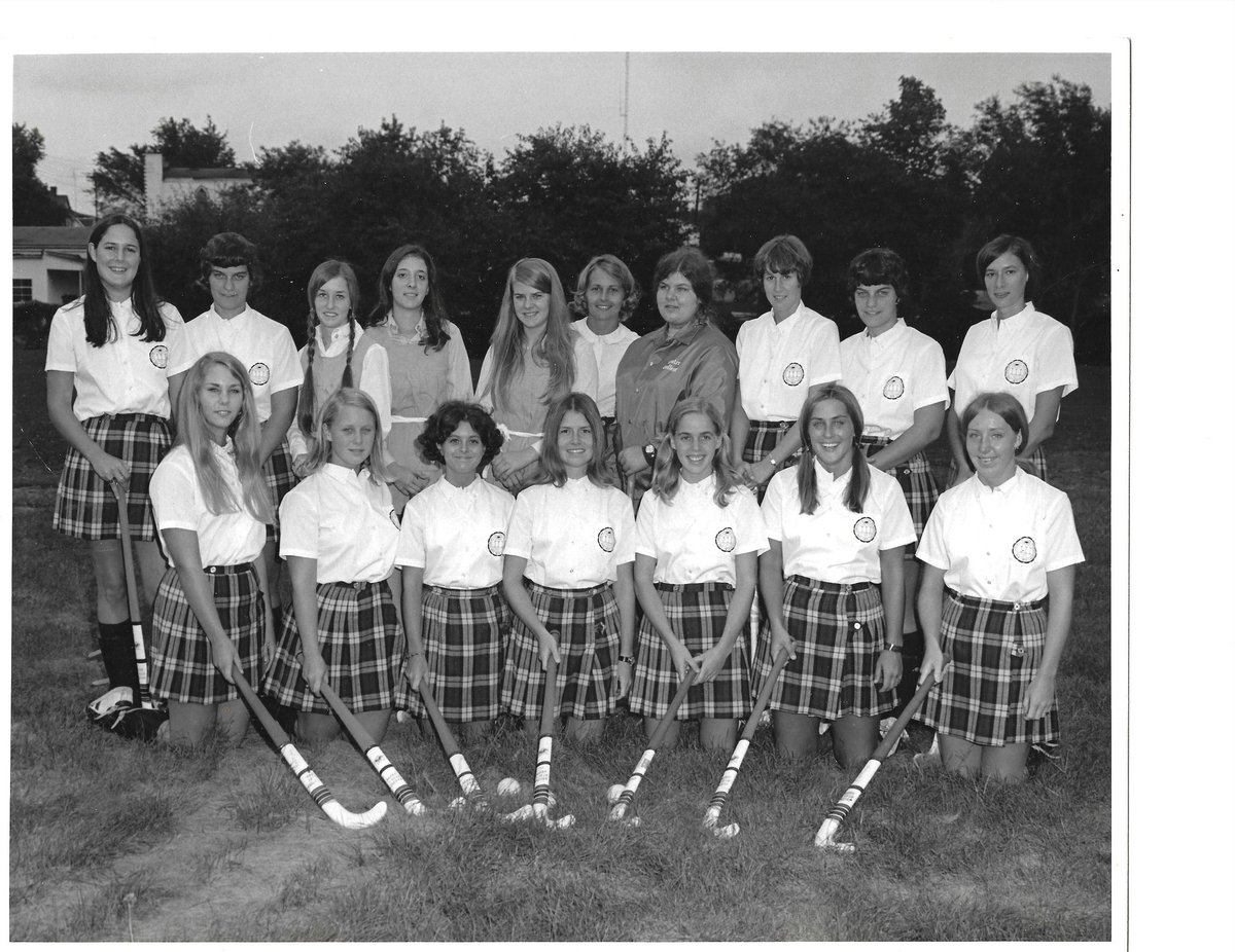 Picture of the 1971 CCFH team courtesy of Susan Willis ‘72. Should we bring back the collared jerseys and plaid skirts next year??