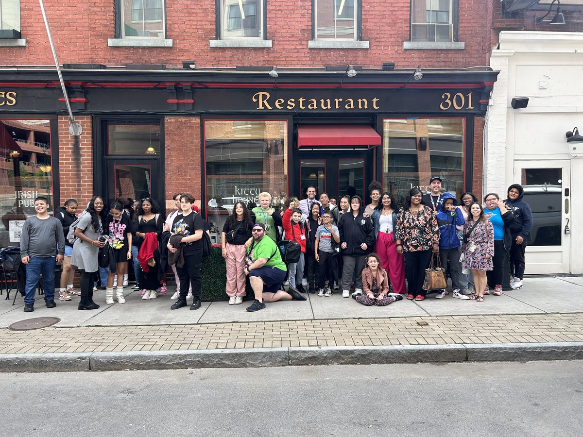 Syracuse STEM at Blodgett (@stematblodgett) on Twitter photo Our Syracuse STEM scholars who earned Black card status through getting great grades, having good attendance, and exhibiting good behavior, enjoyed going to Kitty Hoynes Restaurant for dinner. Fantastic job students!! #gostemlions #SCSDSuccess <a href="/STEMatBlodgett/">Syracuse STEM at Blodgett</a> <a href="/SyracuseSchools/">Syracuse City School</a> Our Syracuse STEM scholars who earned Black card status through getting great grades, having good attendance, and exhibiting good behavior, enjoyed going to Kitty Hoynes Restaurant for dinner. Fantastic job students!! #gostemlions #SCSDSuccess <a href="/STEMatBlodgett/">Syracuse STEM at Blodgett</a> <a href="/SyracuseSchools/">Syracuse City School</a>