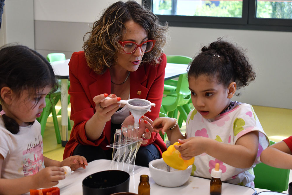 UManresa's tweet photo. EDUCACIO |  UManresa participa en el programa TempsxCures a través del Lab 0_6

https://t.co/KihZoTYnVF

#TempsxCures #Lab06 #IgualtatDeGènere #EducacióCientífica #VocacionsCientífiques #TempsxViure #IgualtatIFeminismes #Catalunya

@taniaverge @igualtatcat https://t.co/e2fzOu60Al