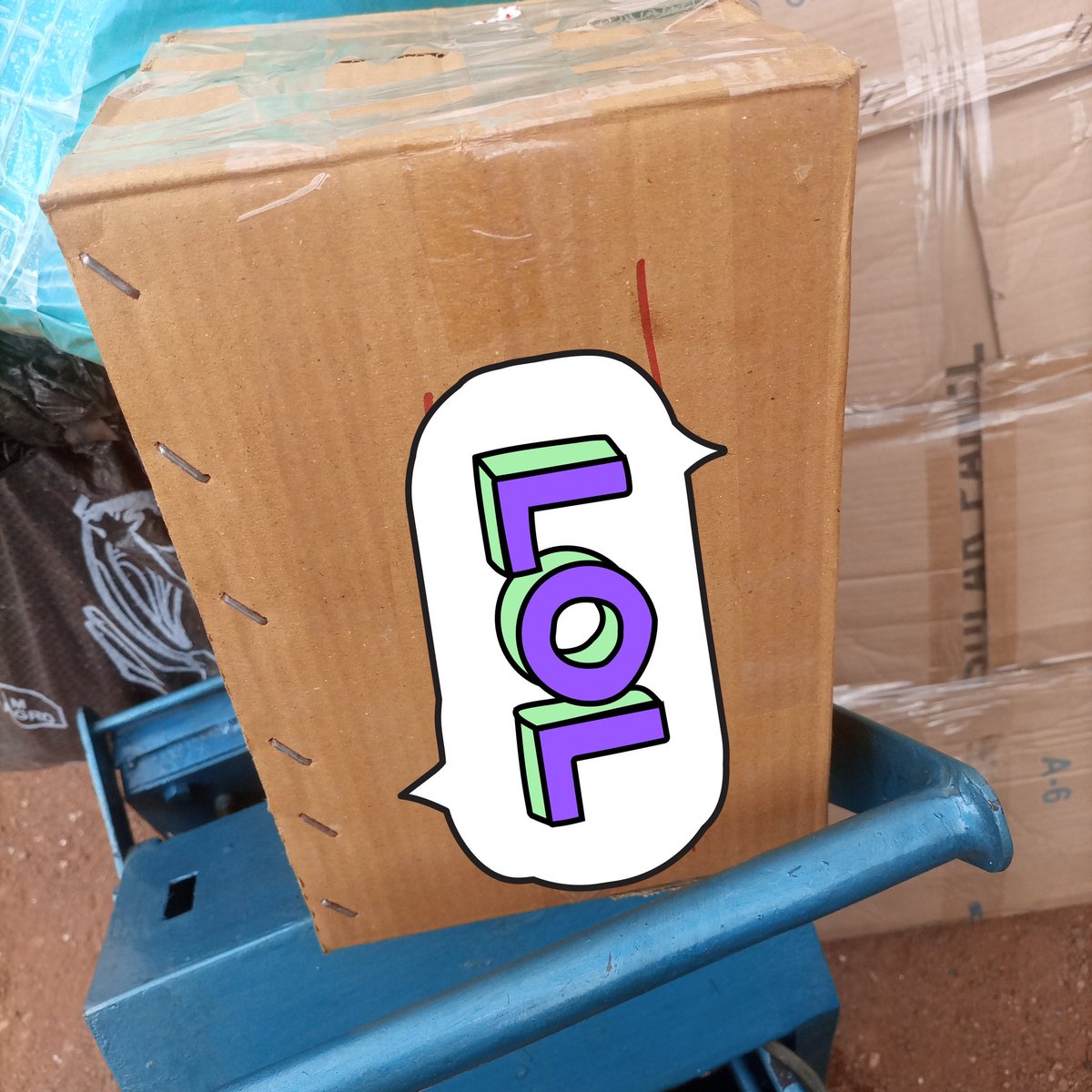Mobola_Romzy's tweet photo. Guess what is inside this cartoon and win airtime https://t.co/rmoYP2QWB3