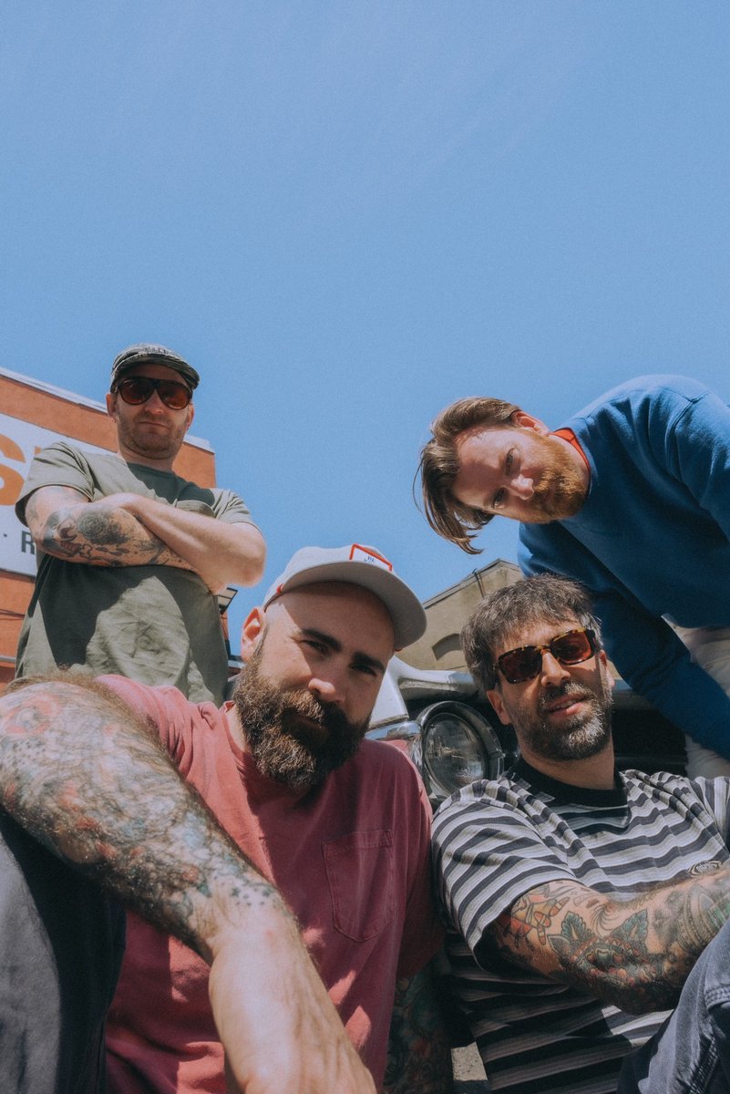 punkloid's tweet image. Four Year Strong、ニュー・アルバム『analysis paralysis』2024年8月リリース決定! 先行シングル「uncooked」リリース

▶︎punkloid.com/news/four-year…

#FourYearStrong