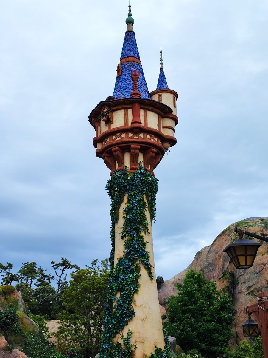 HighResoPark's tweet photo. #disneysea
#fantasysprings
#ディズニーシー
#ファンタジースプリングス
#tangled
#ラプンツェル
#塔の上のラプンツェル https://t.co/GthcUSoLAi