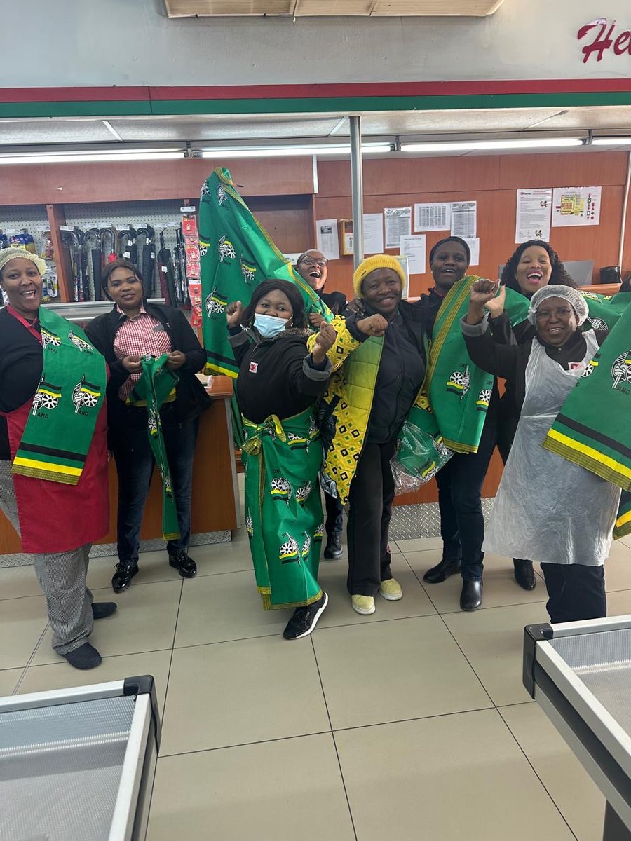 DesboMohono's tweet photo. @MYANC Voters earlier in Boshoek, Rustenburg-SubRegion, Bojanala Region NW @ANC_NorthWest #IVoteANC #VoteANC2024 https://t.co/EGNcV1Pc3e