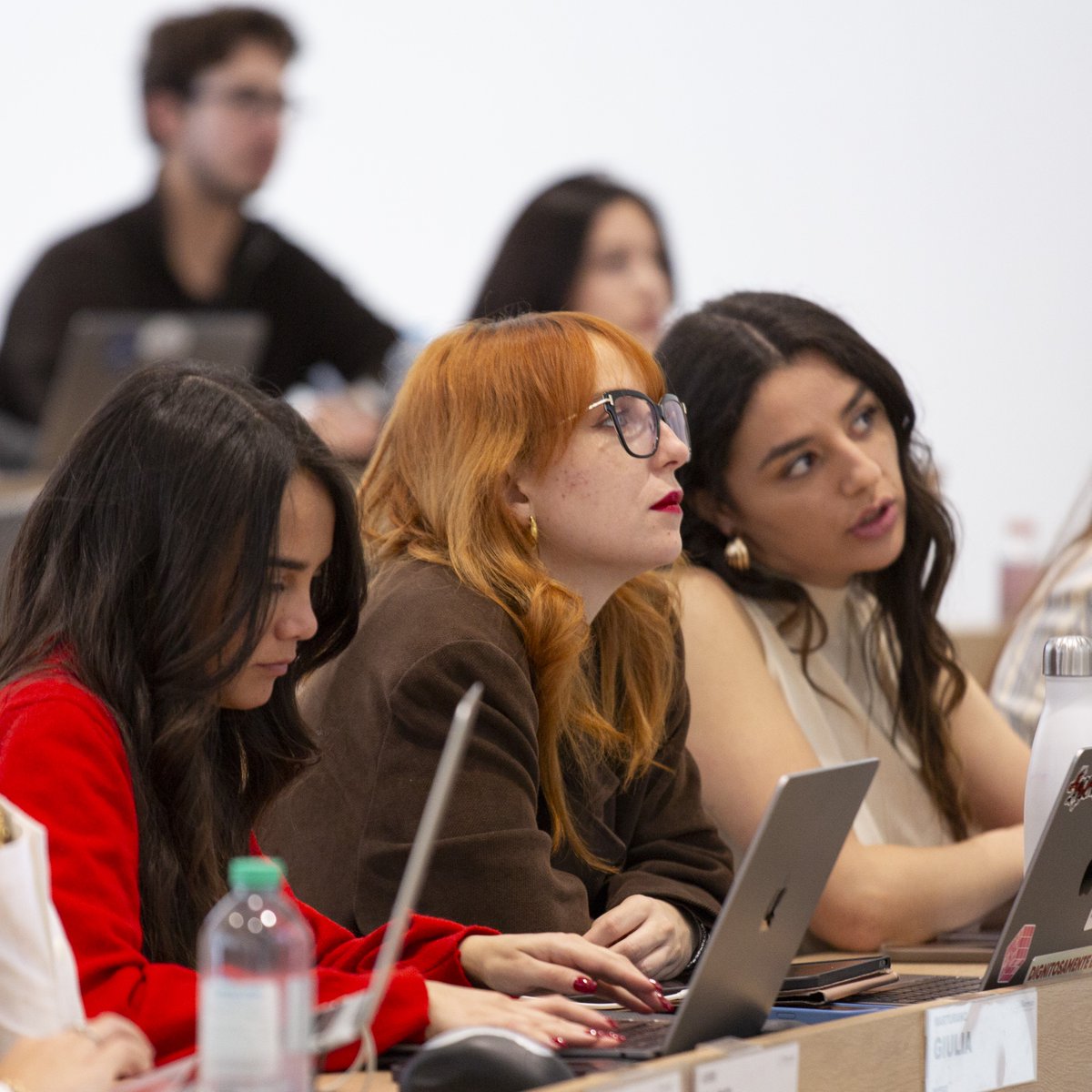 sdabocconi's tweet photo. Impactful session at #MAFED: students learned about the latest in fashion sales and digital strategies from Marco De Pilati of EssilorLuxottica. Inspiring insights into effective sales force management and B2B customer segmentation. Learn more: https://t.co/yYu94eFX3Z https://t.co/N4FXmY2yMH