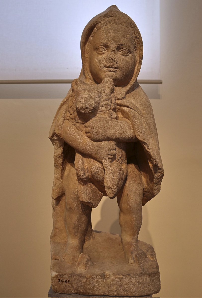 <a href="/CDorado75/">César Dorado</a> Me recuerda a esta estatuilla del <a href="/museumsmoments/">all4nam - all for national archaeological museum</a>