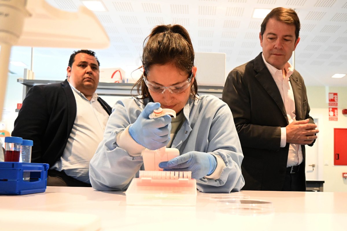 #CastillayLeón es una de las comunidades con mayor gasto en I+D, con un volumen de 75 M€ y 1.800 empleos

@alferma1 ha visitado la empresa @53Biologics, líder en el sector biofarmacéutico y ubicada en el Parque Tecnológico de Boecillo, #Valladolid