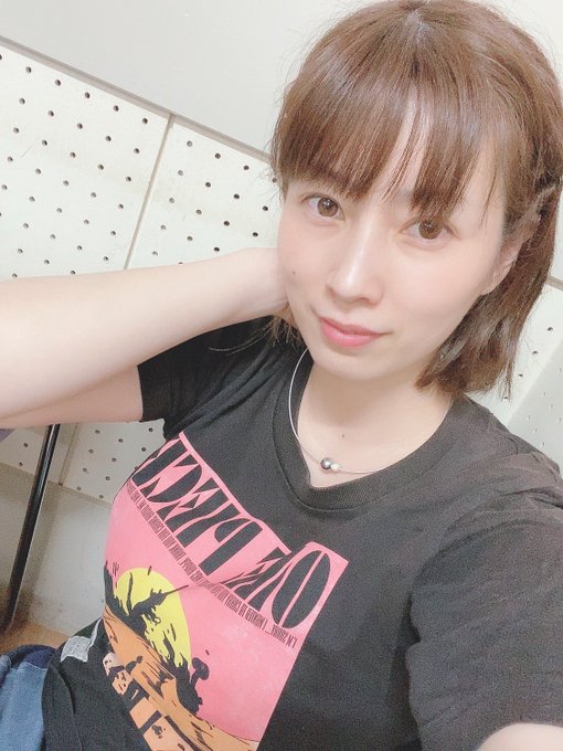 今日もお稽古だよ✨ 本番までもう少し😊  衣装もいい感じです💕 是非観に来てもらえたら嬉しいです☺️  終演後のチェキ会も楽しみです😊  既にご予約下さっている皆様、ありがとうございます✨ 是非、お楽しみに❤️  #劇団FREESIZE #WaitingRoom2024  チケット&darr;&darr; https://t<a href="/tag/%E5%8A%87%E5%9B%A3freesize"class="tags">#劇団FREESIZE</a><a href="/tag/waitingroom2024"class="tags">#WaitingRoom2024</a>